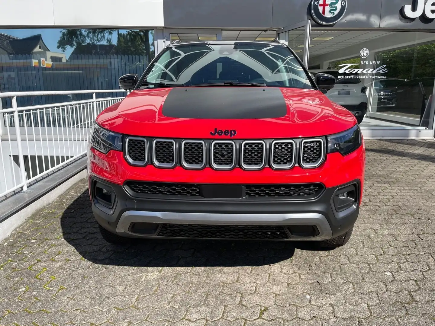 Jeep Compass PHEV 240PS High Upland Ganzjahresreifen Rot - 2