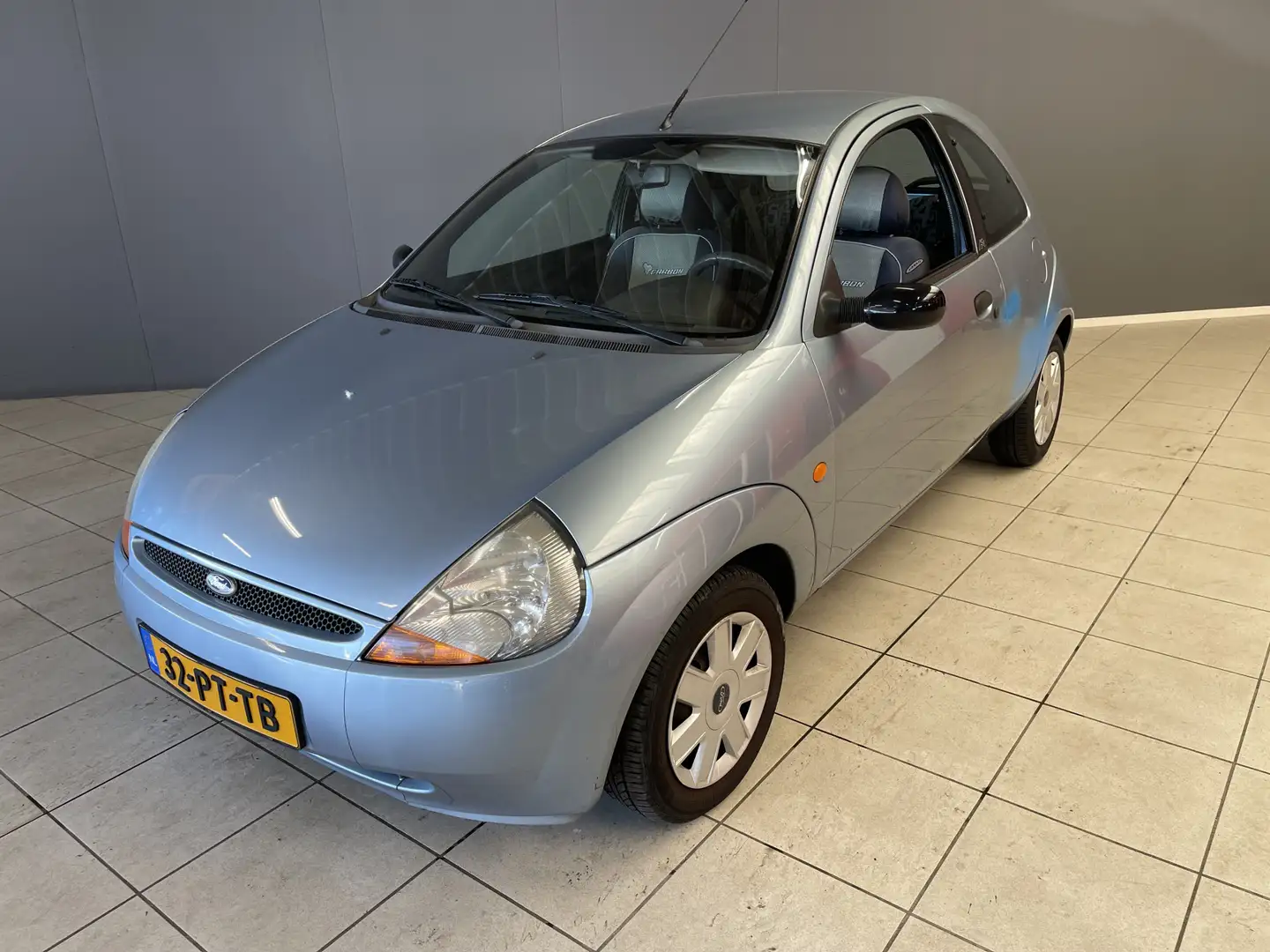 Ford Ka/Ka+ 1.3 Briels Compact, goedkoop in gebruik, lage KM-s Gris - 1