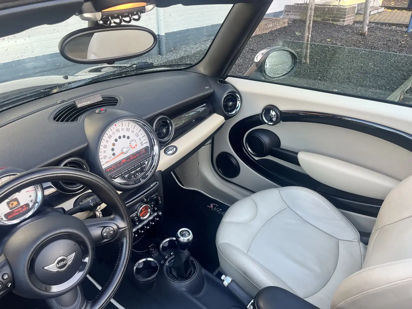 MINI Cooper S Cabrio 1.6 Chili Zwart - 2