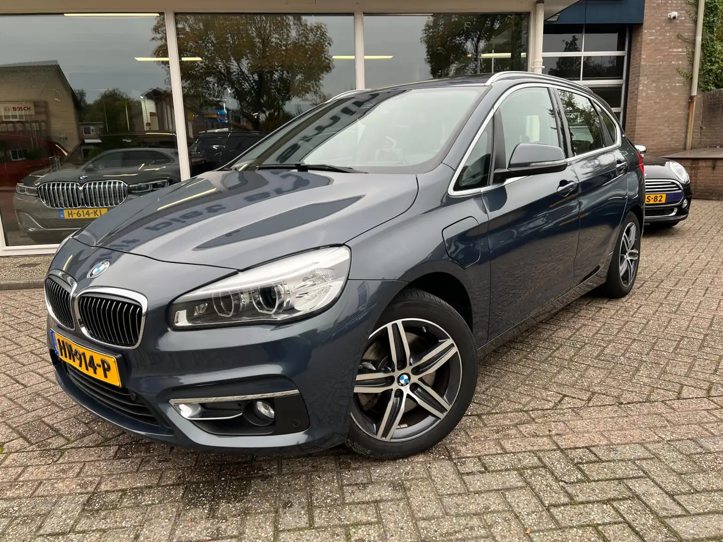 BMW 225 2-serie Active Tourer 225xe Centennial High Execut Grijs - 2