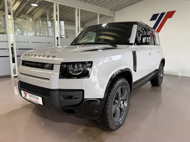 Land Rover Defender 110 X Dynamic HSE AHK Meridian 7 Sitze
