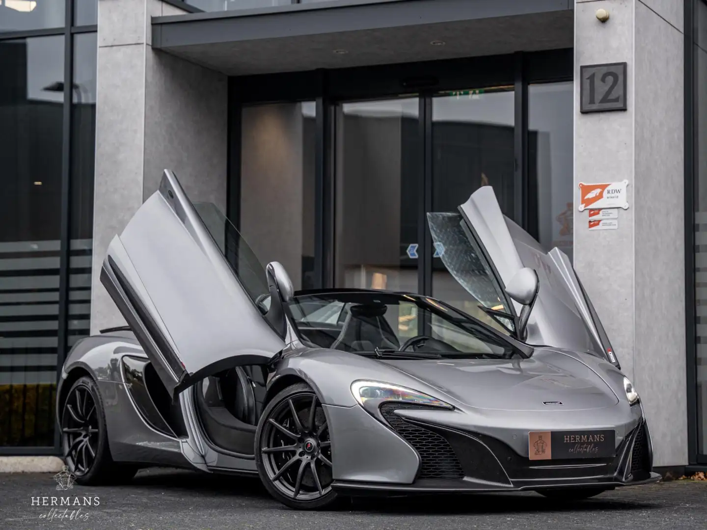 McLaren 650S Spider 3.8 / Carbon / Ceramic / Dealer maintained Gris - 1