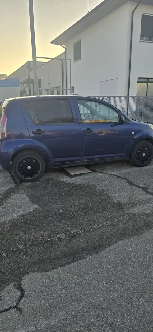 Daihatsu Sirion 1.0 Mio - 1