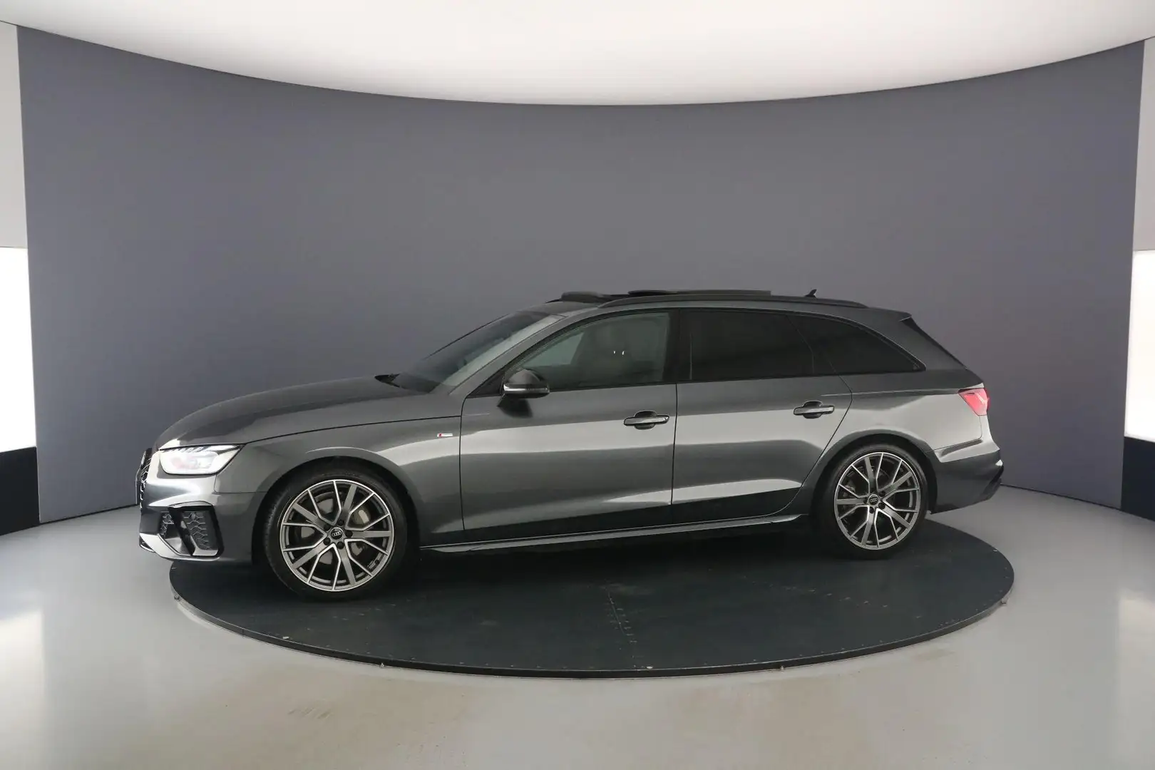 Audi A4 Avant 40 TFSI S edition 204PK | S Line | Adapt. Cr Grau - 2