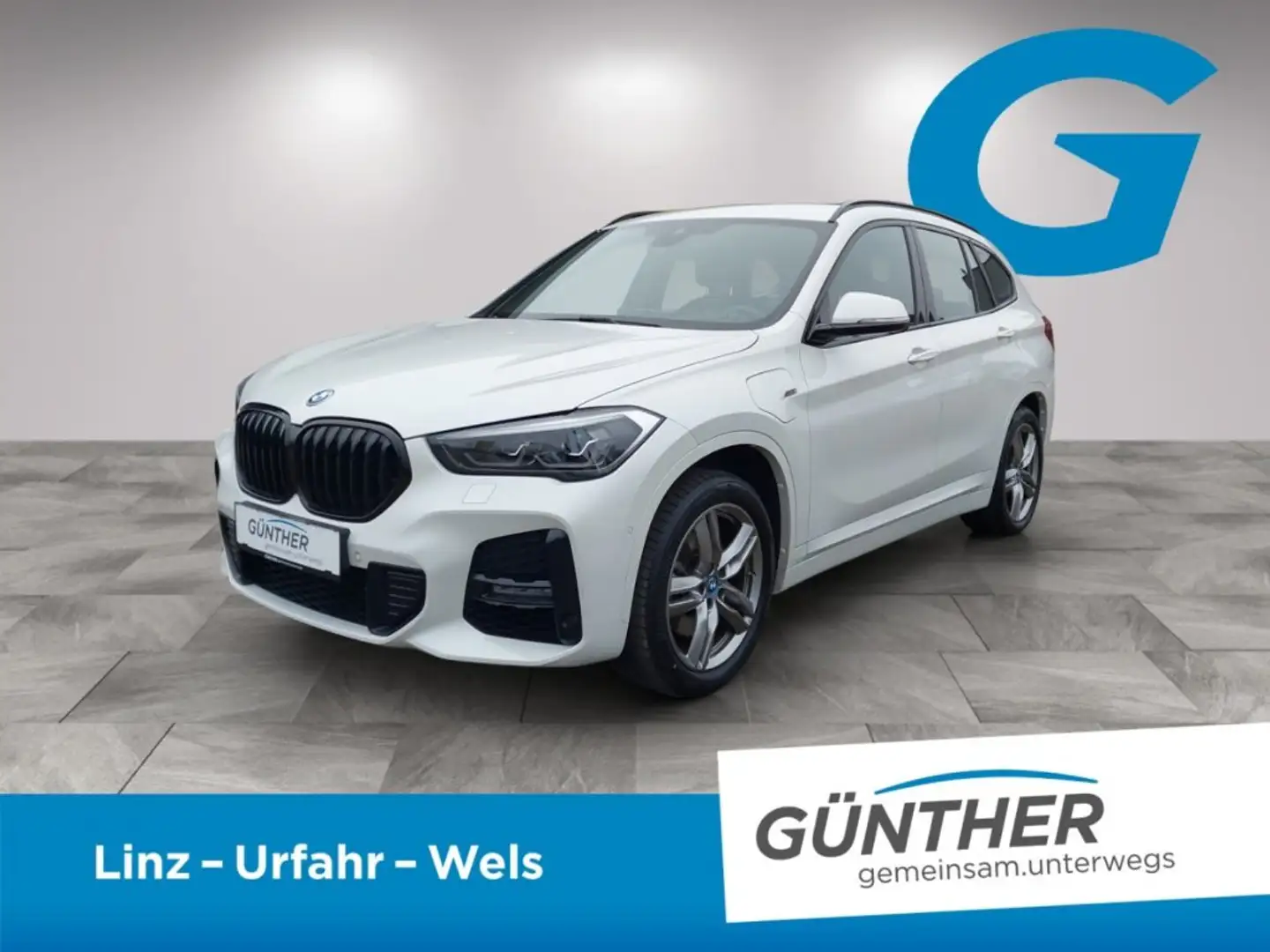 BMW X1 xDrive 25e PHEV M Paket Wit - 1