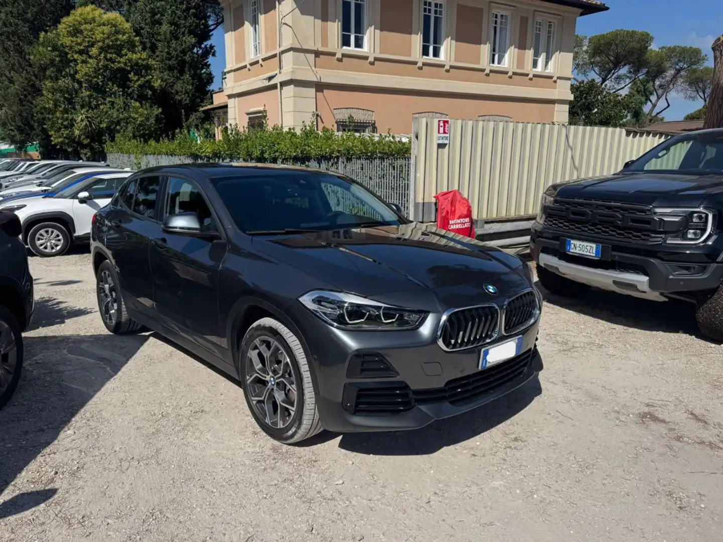 BMW X2 X DRIVE 2.0d 190cv TETTO PANORAM CRUISE Grijs - 2