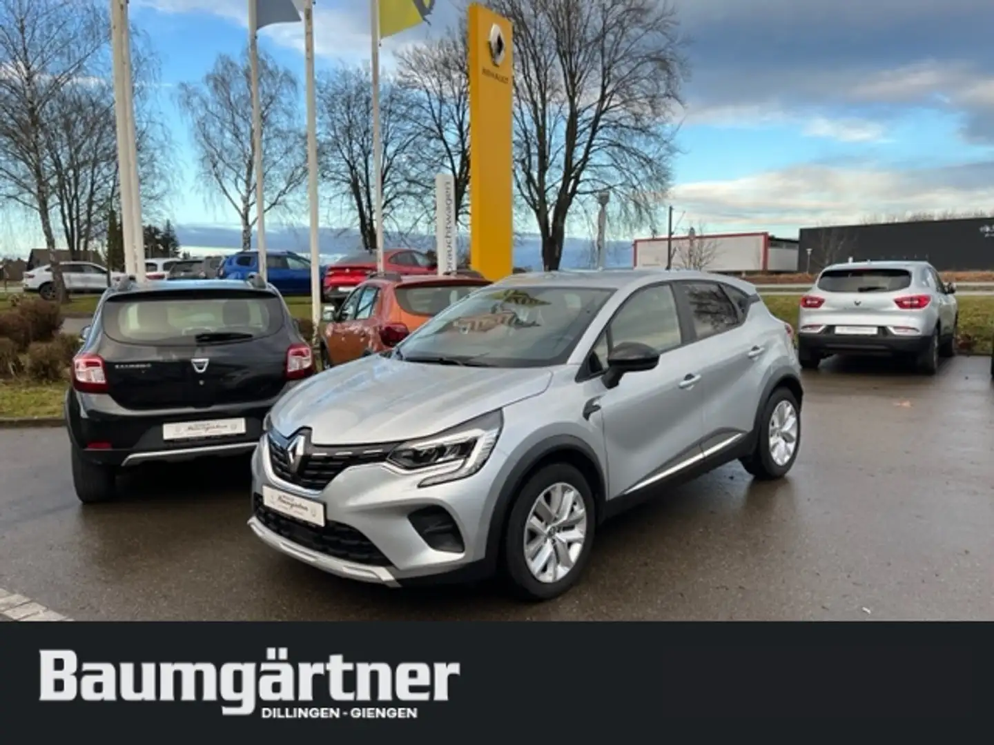 Renault Captur Experience Deluxe TCe 140 GPF/GJR/NAVI Silber - 1