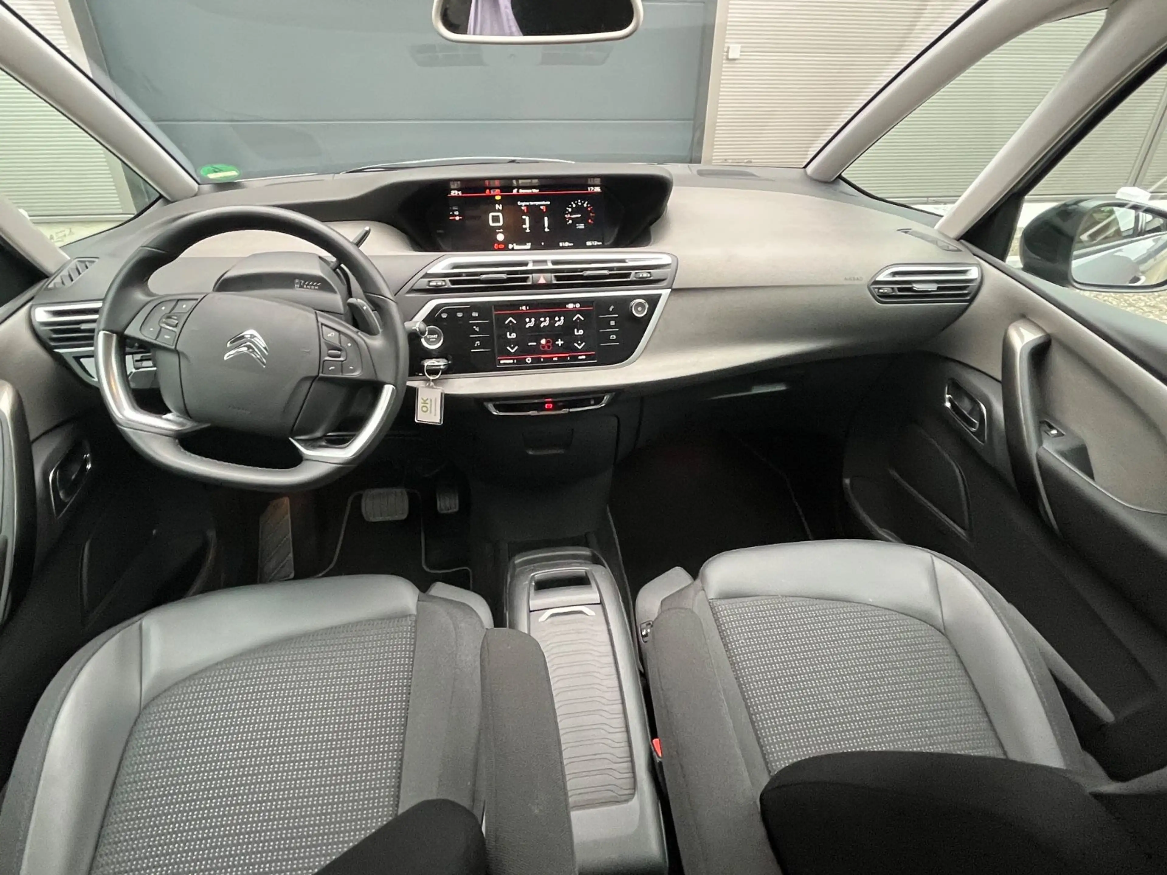 Citroen Grand C4 Picasso /Spacetourer — photo 9