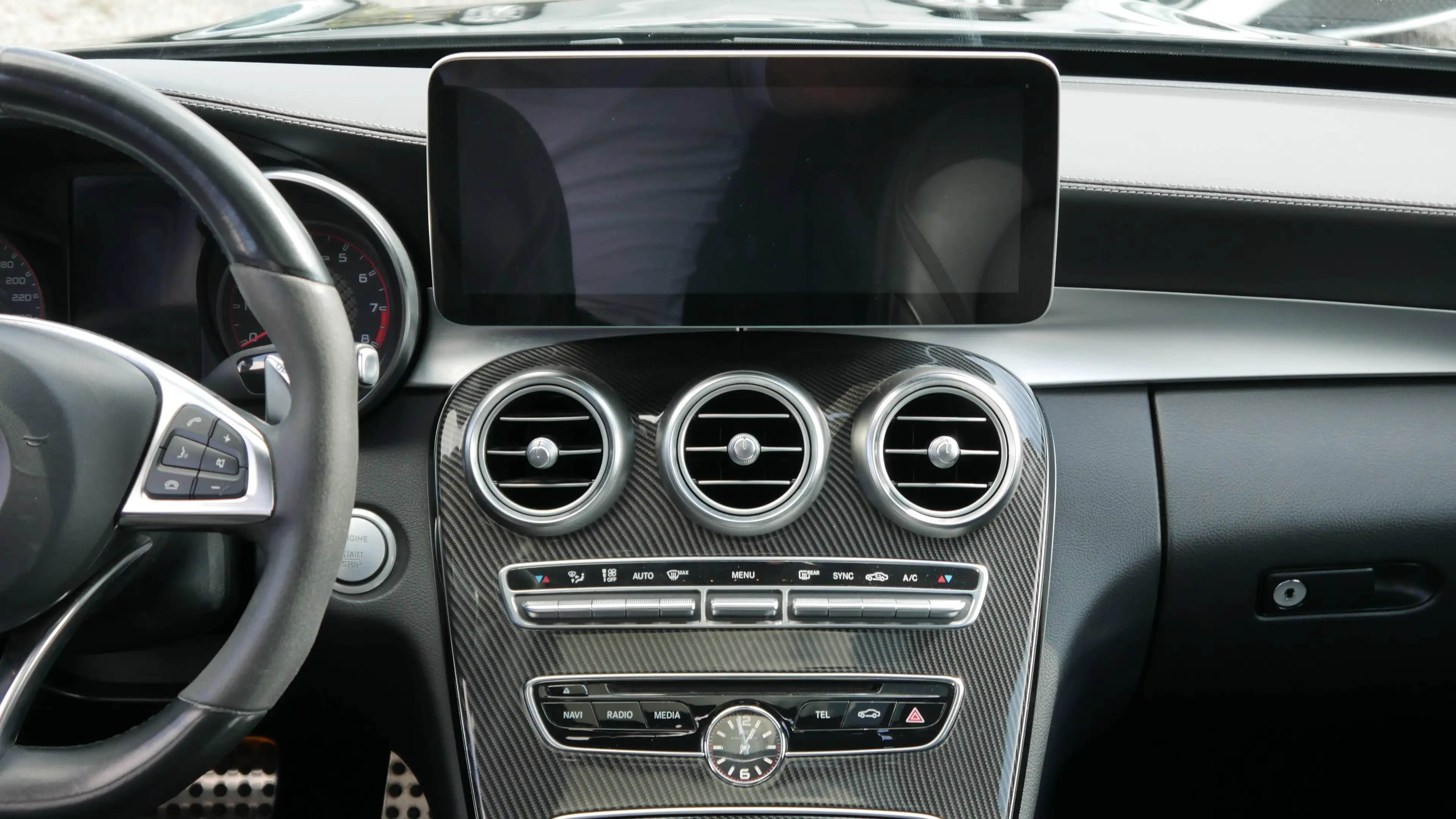 Mercedes-Benz C 63 AMG S 650 PS Schiebedach Keyless Burmester Tempomat — photo 9