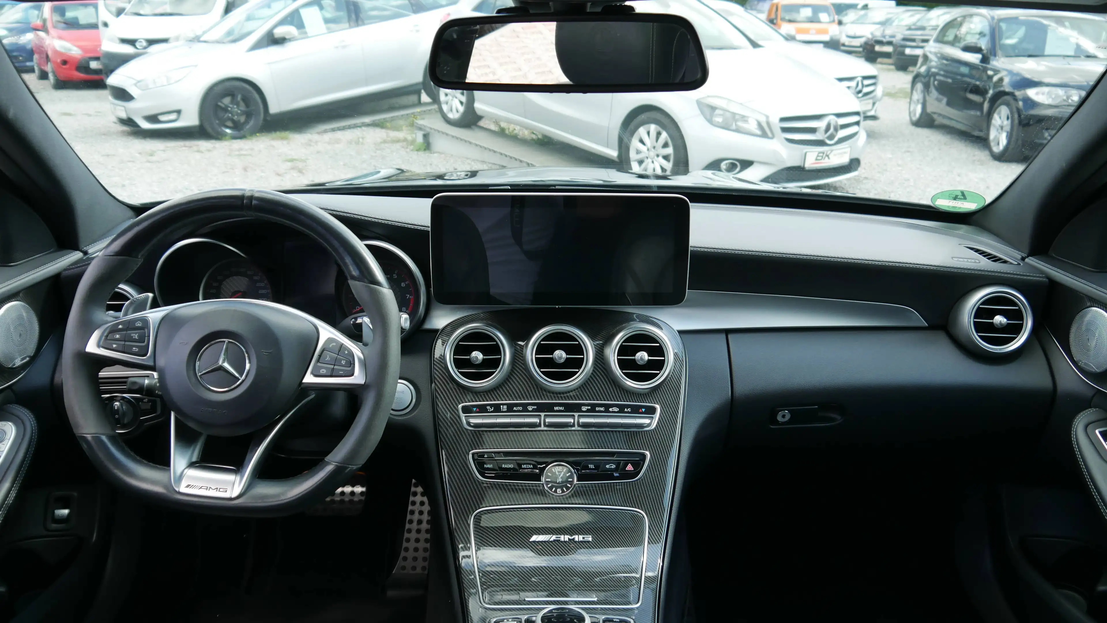 Mercedes-Benz C 63 AMG S 650 PS Schiebedach Keyless Burmester Tempomat — photo 10