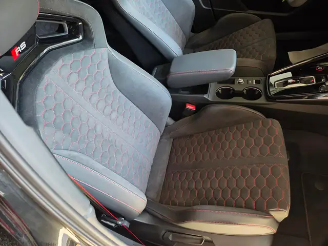 Audi RS3 RS-Sortschalensitze Panorama Matrix Sportabgasanl. Ansicht 12
