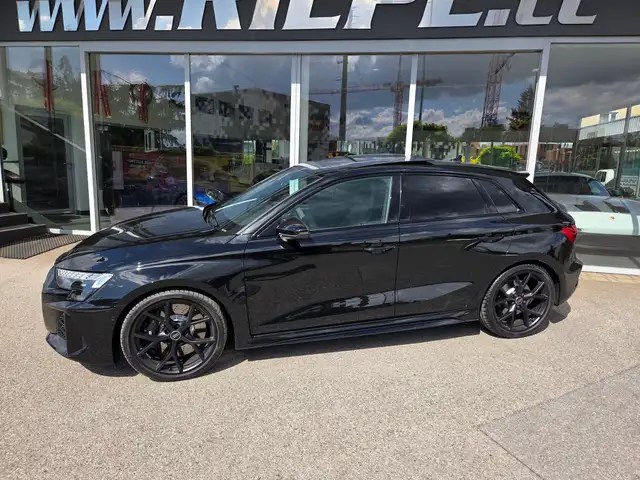 Audi RS3 RS-Sortschalensitze Panorama Matrix Sportabgasanl. Ansicht 5
