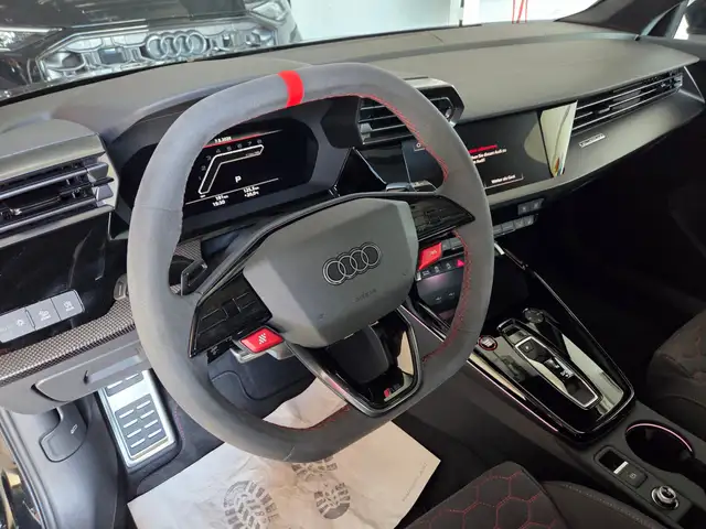 Audi RS3 RS-Sortschalensitze Panorama Matrix Sportabgasanl. Ansicht 8