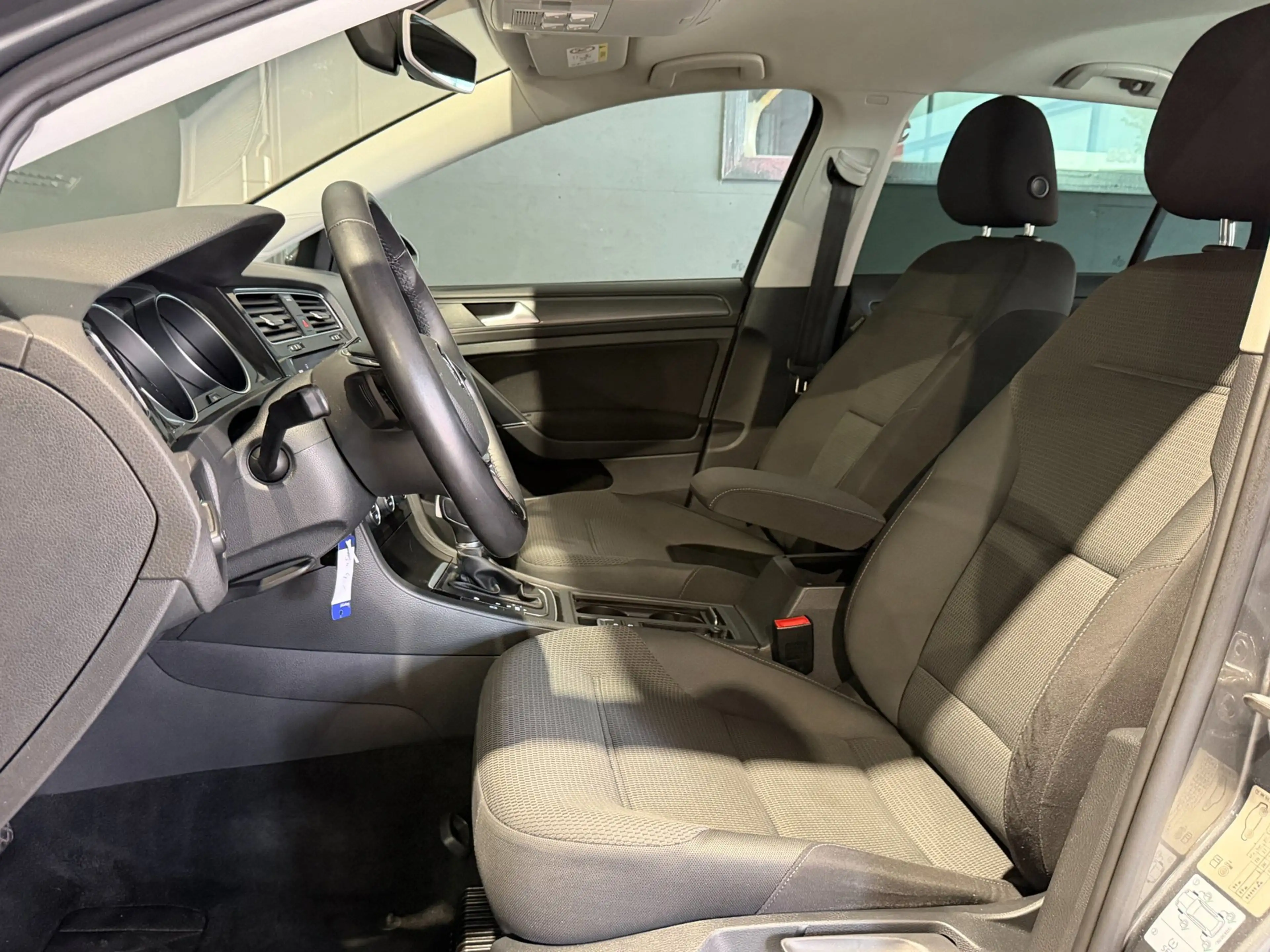 Volkswagen Golf 1.5 TSI Comfortline Business Stoelverwarming Led — photo 14