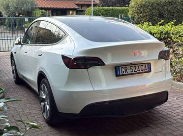 Model Y Long Range Dual Motor awd