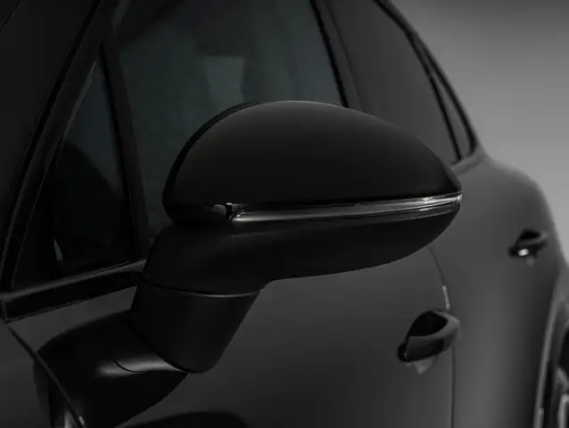 Porsche Cayenne view 13