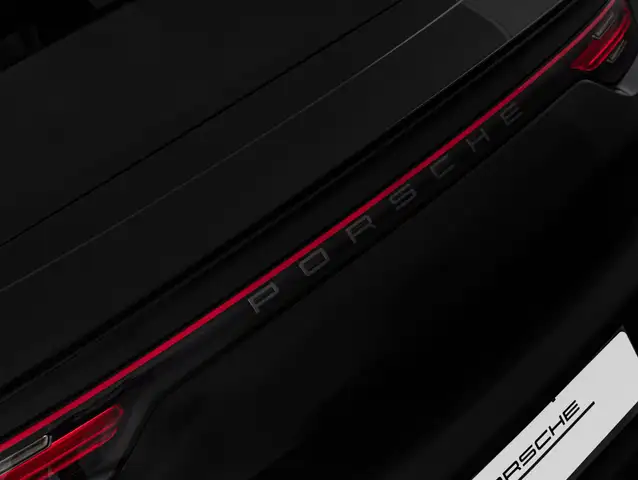 Porsche Cayenne view 14