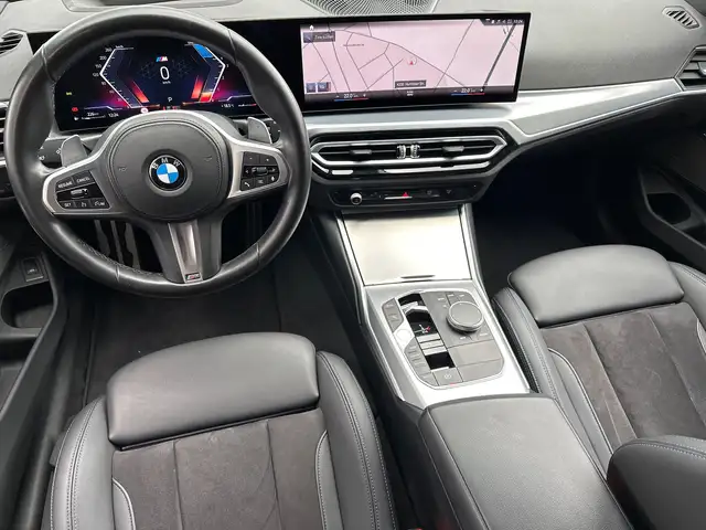 BMW 3 Series view 12