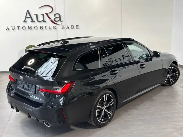 BMW 3 Series view 5