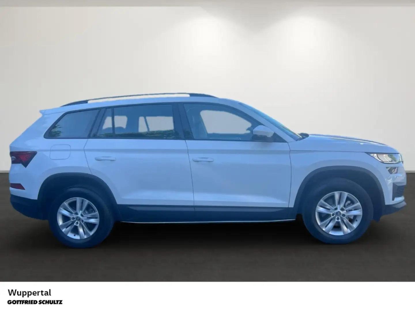 Skoda Kodiaq 2.0 TDI DSG NAVI STHZG PANO KAM ACC LED SHZ PDC LM Weiß - 2