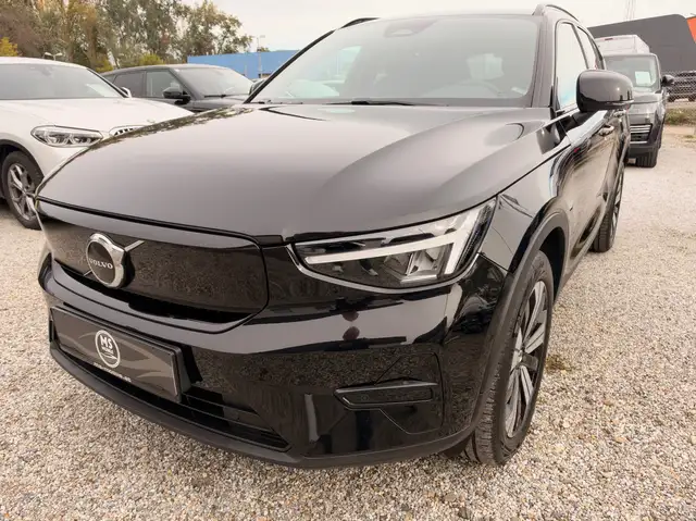 Volvo XC40 Plus Recharge Pure Electric 2WD