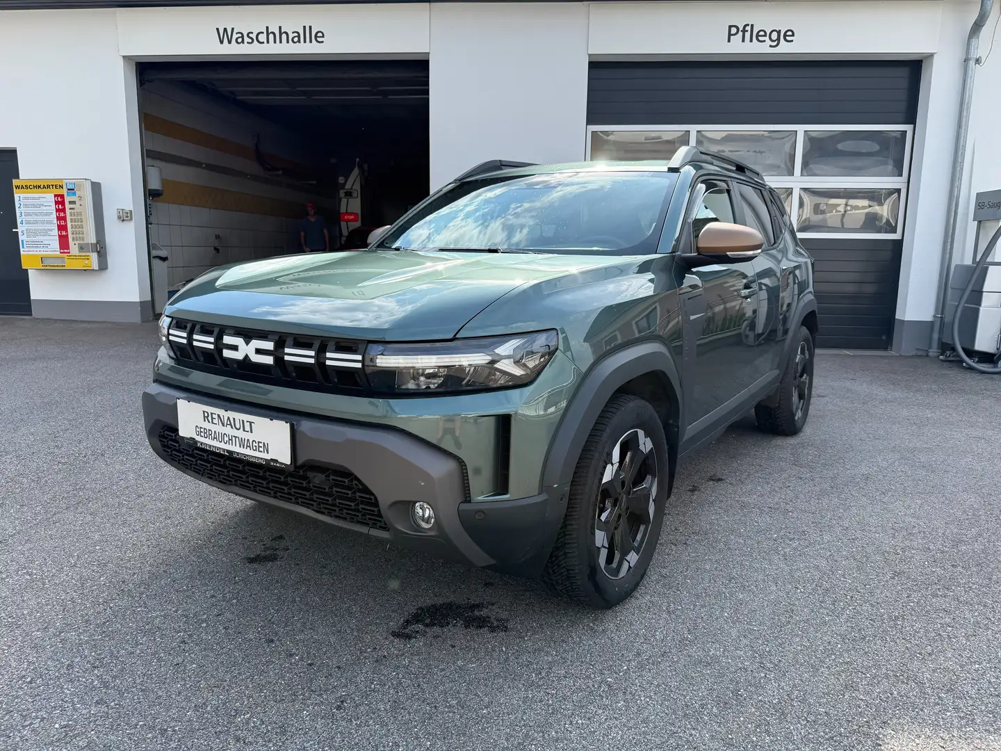 Dacia Duster Extreme TCe 130 4x4 Grün - 1