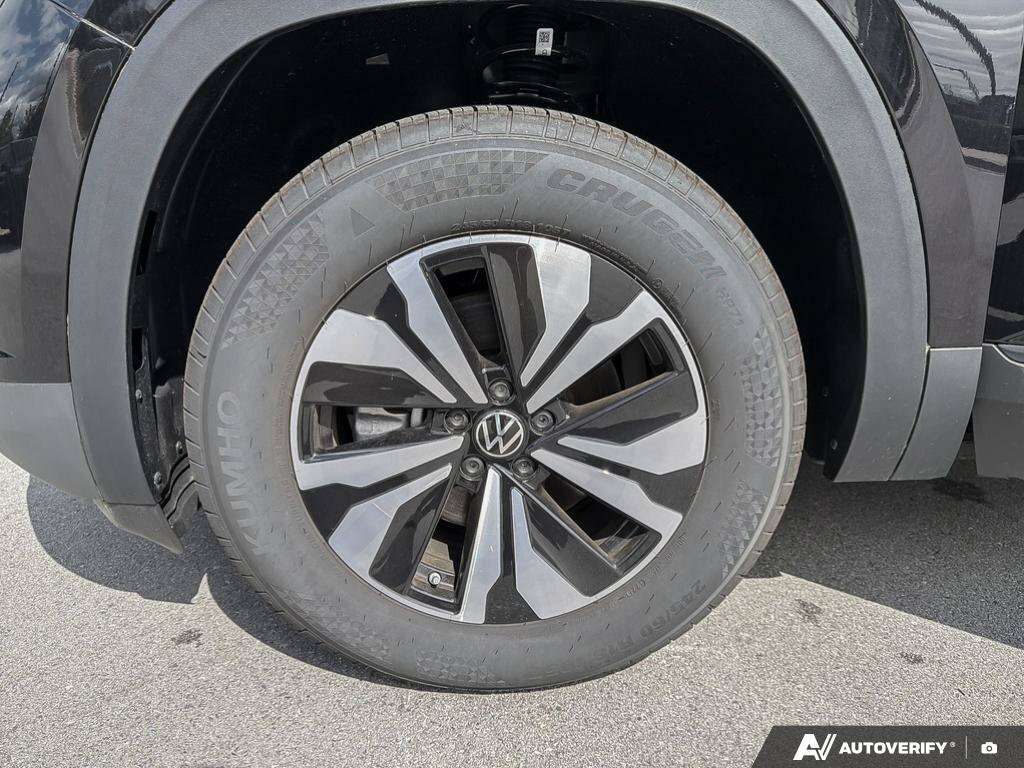used 2025 Volkswagen Atlas car, priced at $43,548