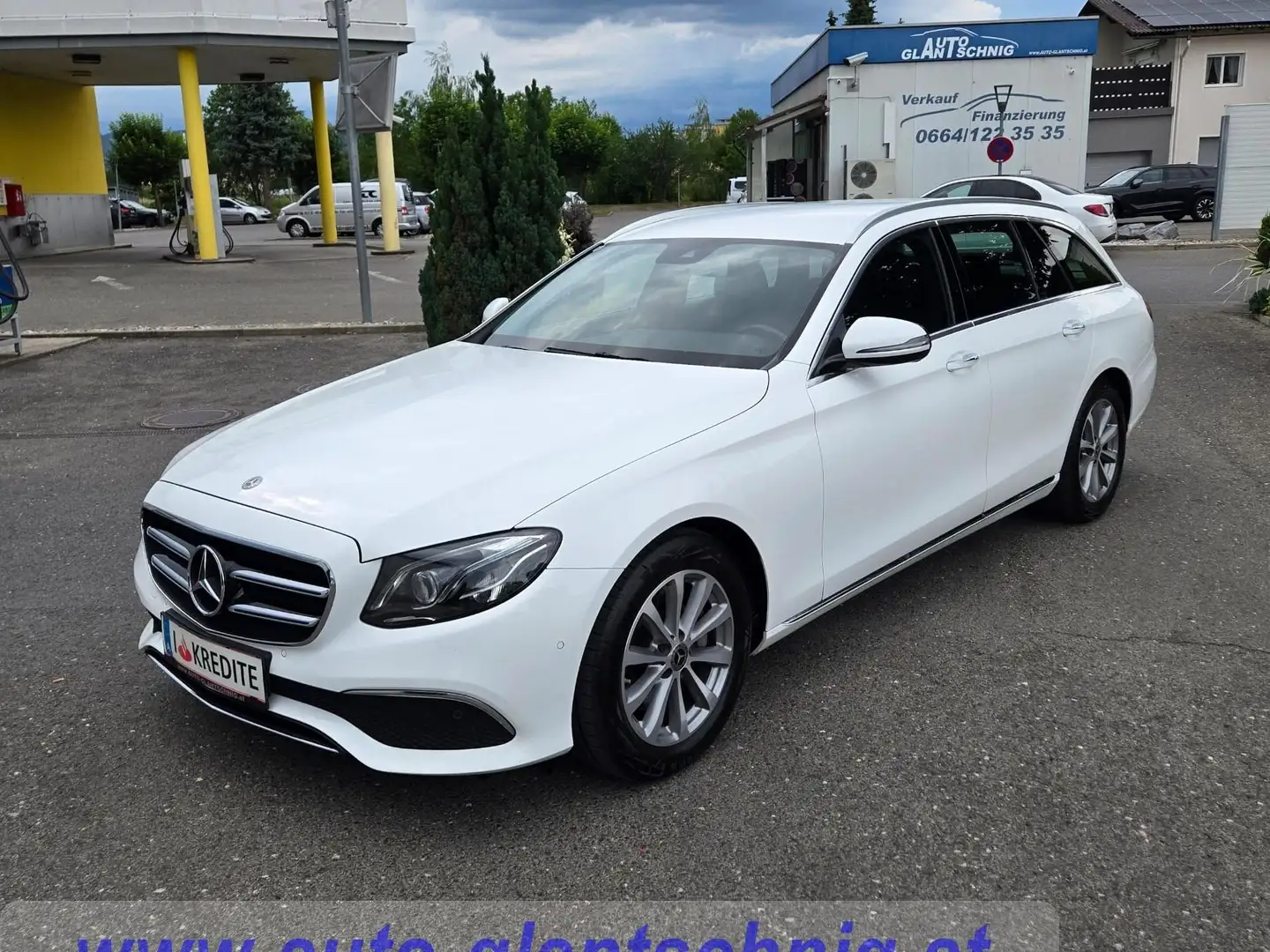 Mercedes-Benz E 220 E 220 d T 4Matic *Rückfahrk.*Widescreen Display Weiß - 1