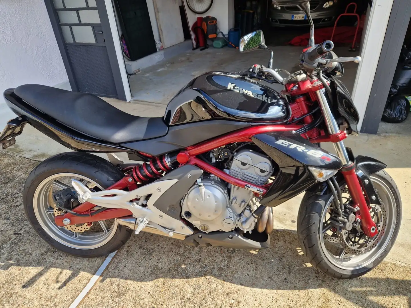 Kawasaki ER - 6 N Negro - 1