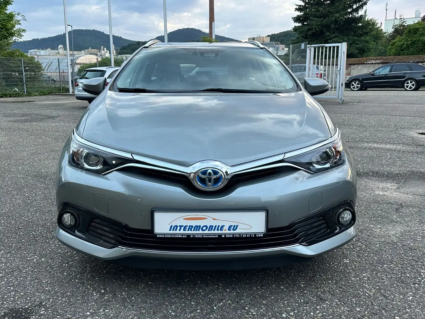 Toyota Auris Touring Sports Hybrid AC Alu Navi Kamera** Grau - 2
