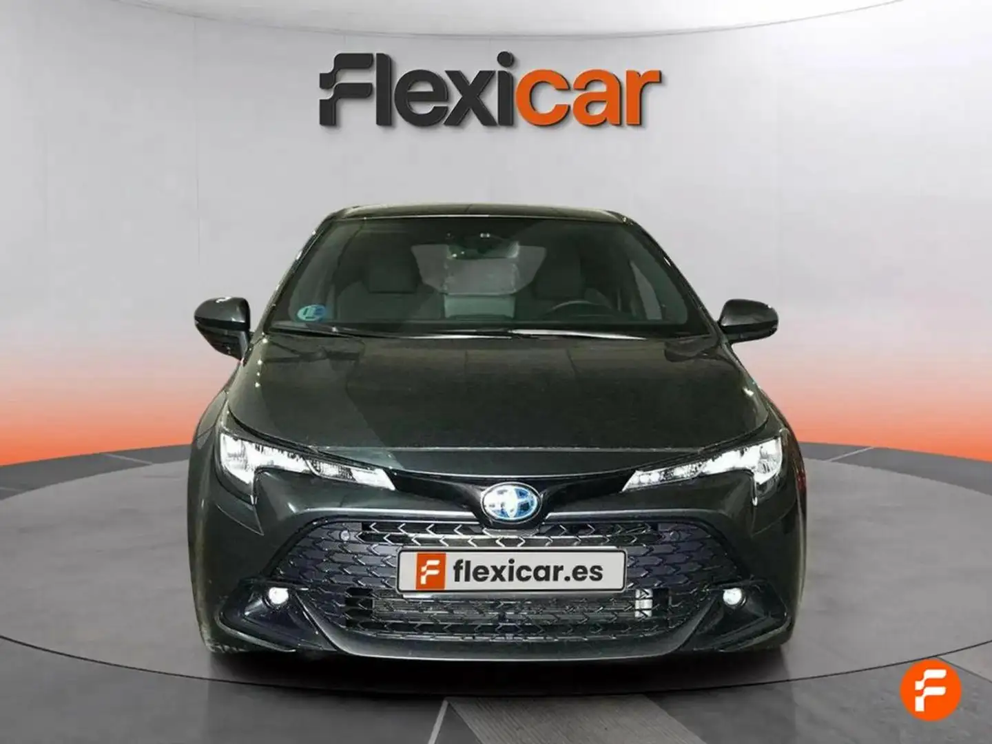 Toyota Corolla 140H Active Plus Geel - 2