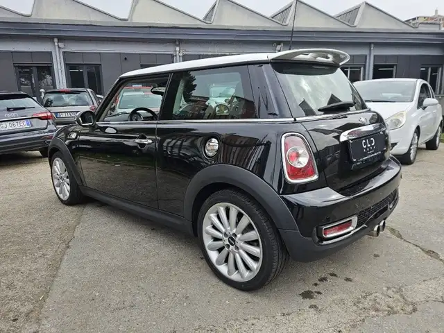 Mini Cooper Cooper view 6
