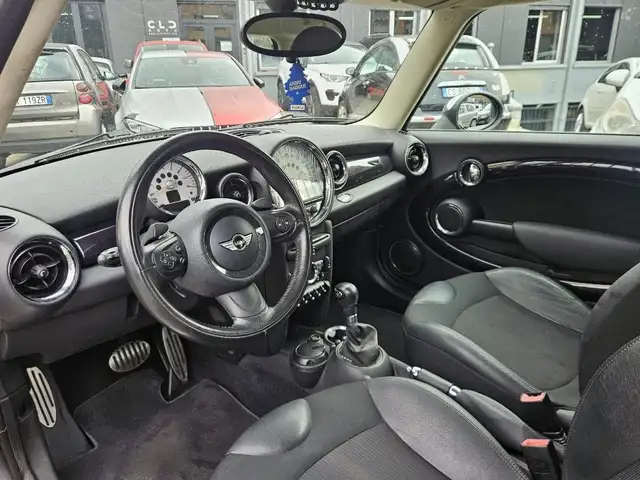 Mini Cooper Cooper view 7