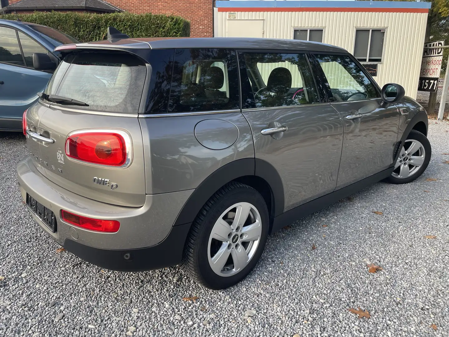 MINI One D Clubman Mini One D Clubman Navi Airco Euro6b Grijs - 2