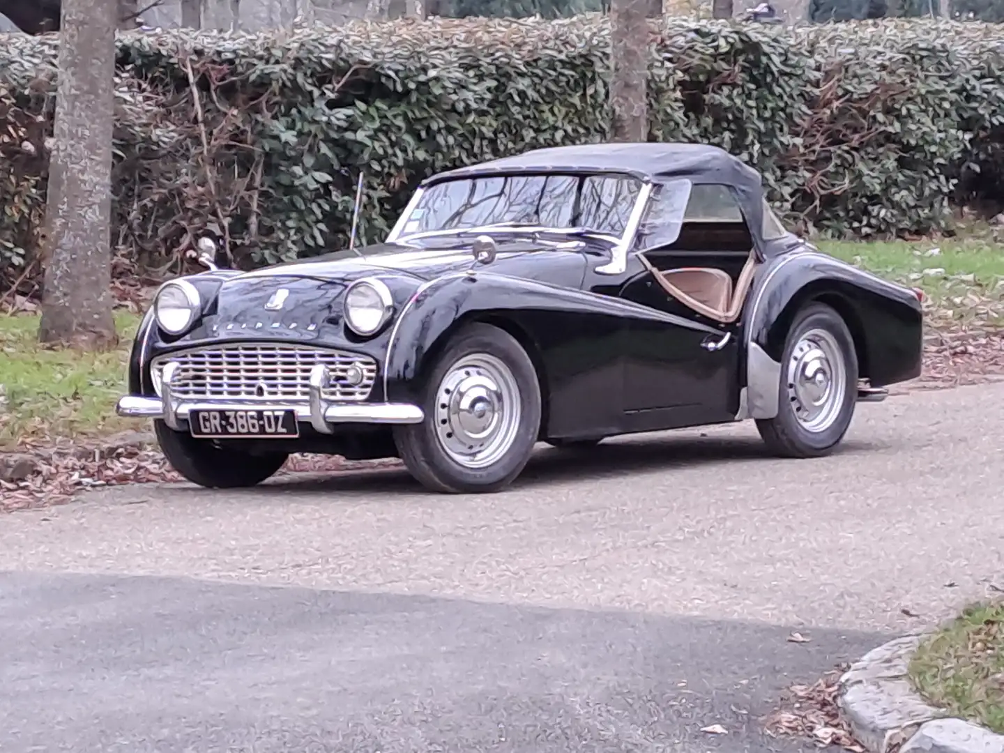 Triumph TR3 Cabriolet  cg collection roule tout les jours Noir - 2