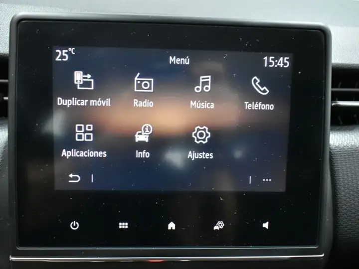 Renault Clio 2023, foto 21