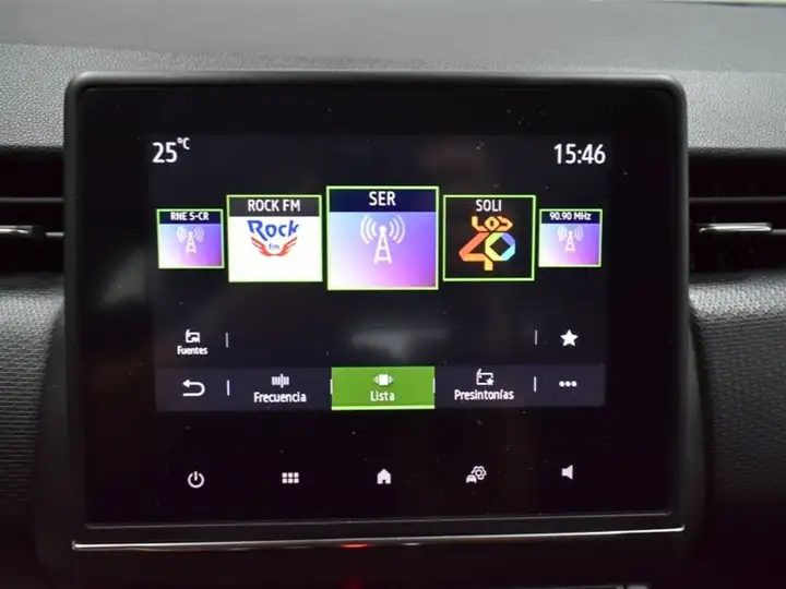 Renault Clio 2023, foto 22