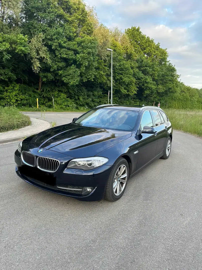BMW 530 Touring M-Sportpaket Blau - 2