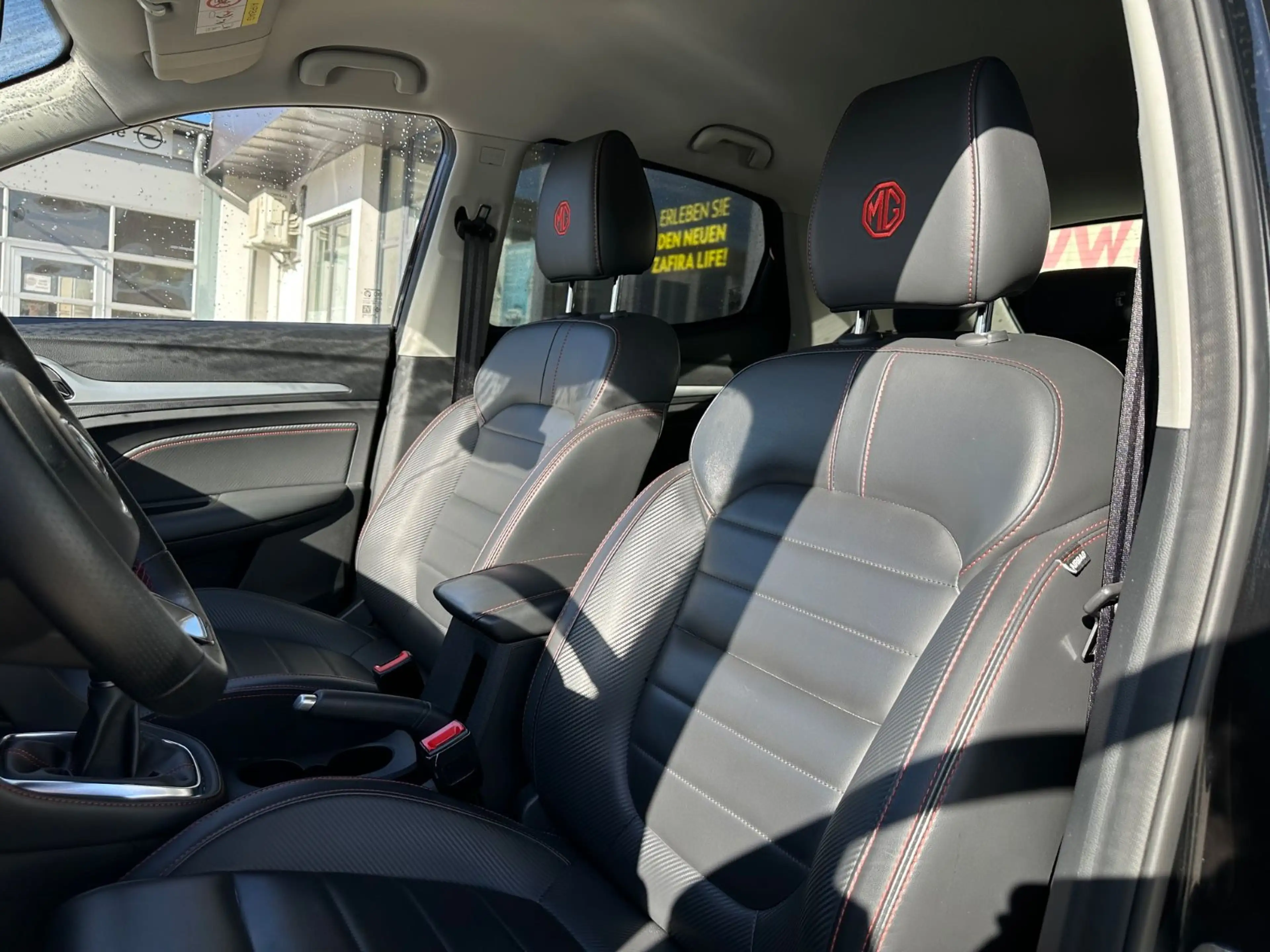 MG ZS Luxury 1.5 VTi LEDER+360°KAM+NAVI+SHZ+CARPLAY — photo 7