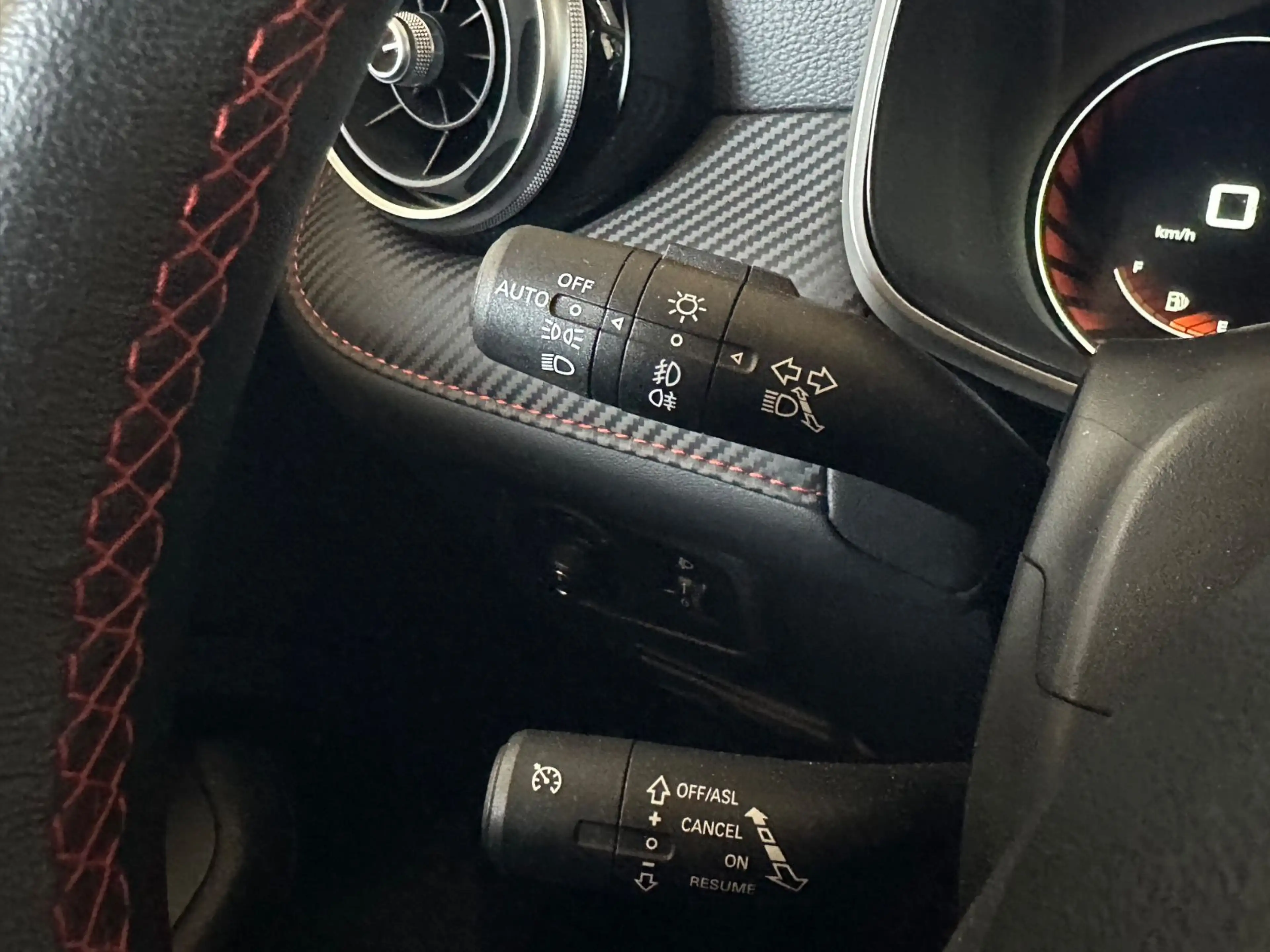 MG ZS Luxury 1.5 VTi LEDER+360°KAM+NAVI+SHZ+CARPLAY — photo 10