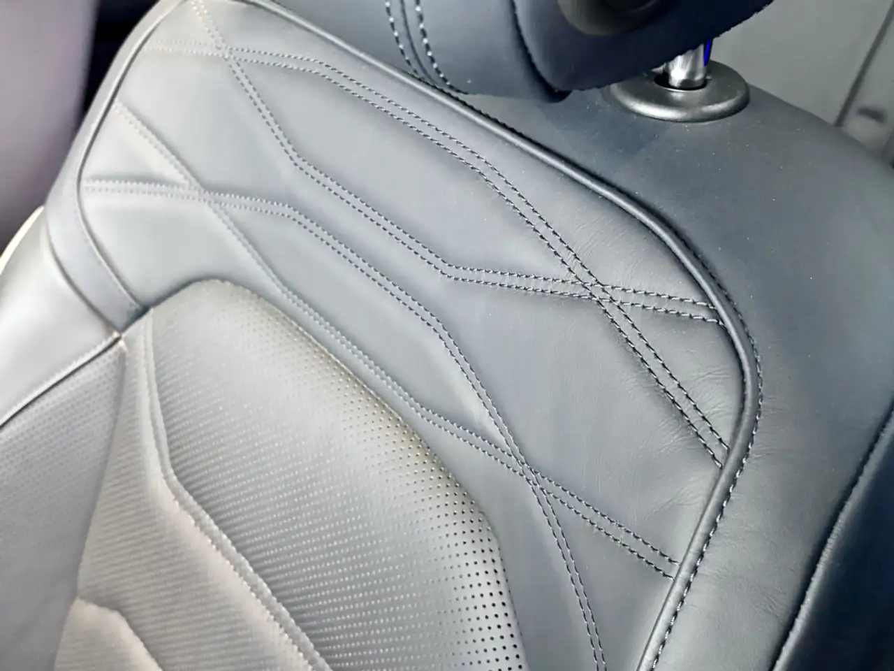 Volkswagen Touareg 3.0 TSi V6 PHEV 4MOTION Elegance 381 CV 13