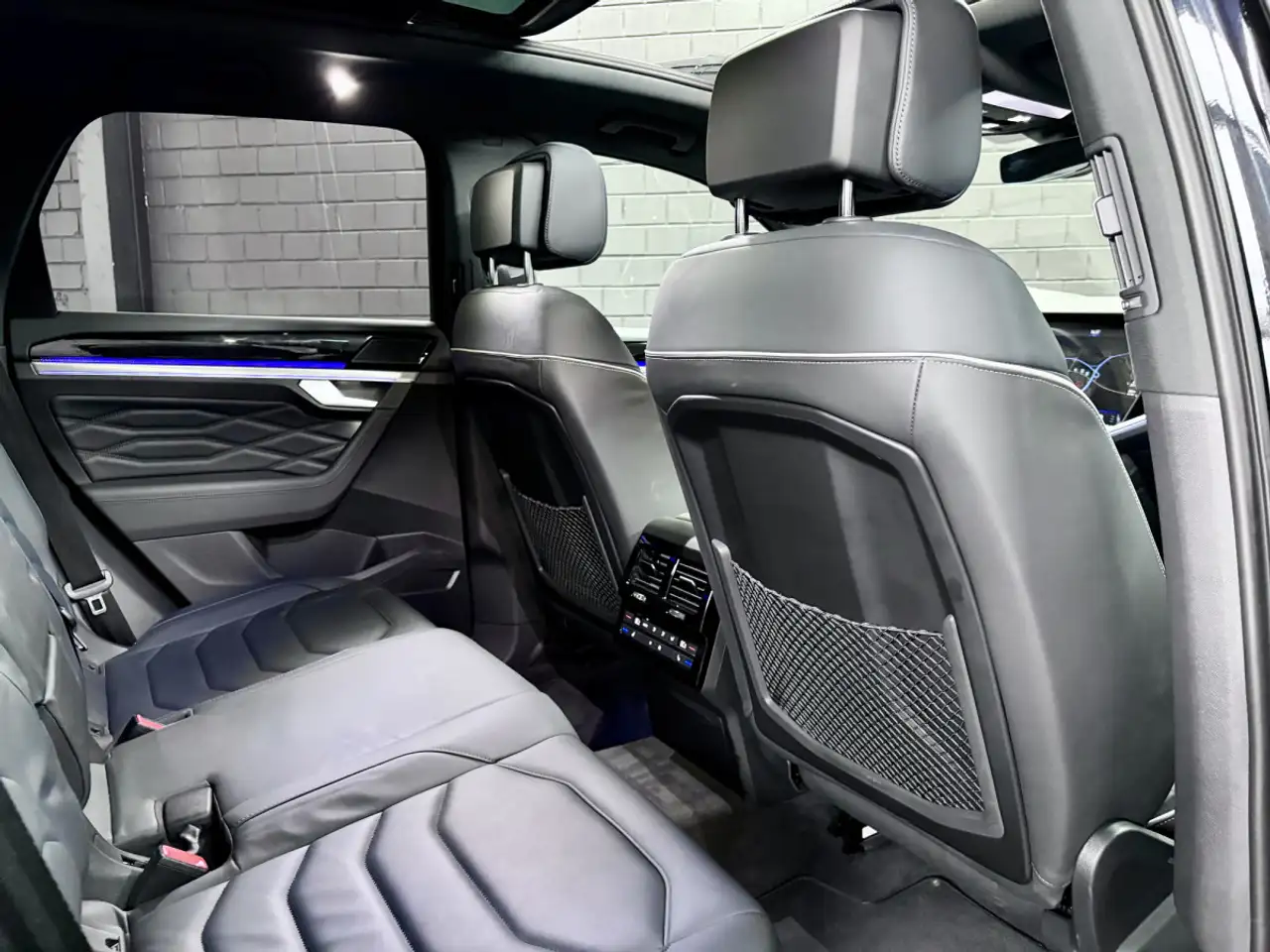 Volkswagen Touareg 3.0 TSi V6 PHEV 4MOTION Elegance 381 CV 19