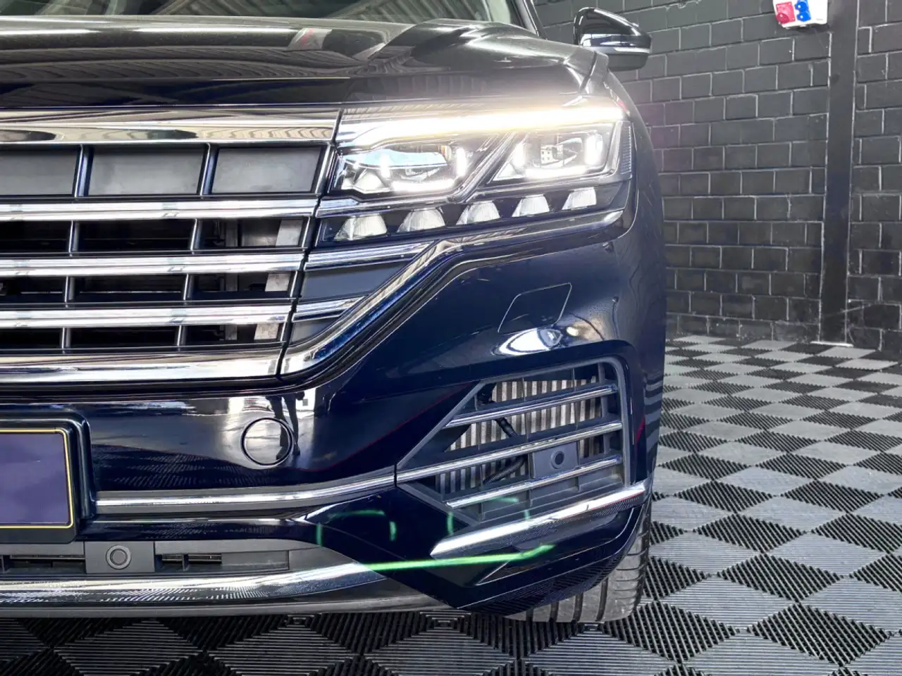 Volkswagen Touareg 3.0 TSi V6 PHEV 4MOTION Elegance 381 CV 8