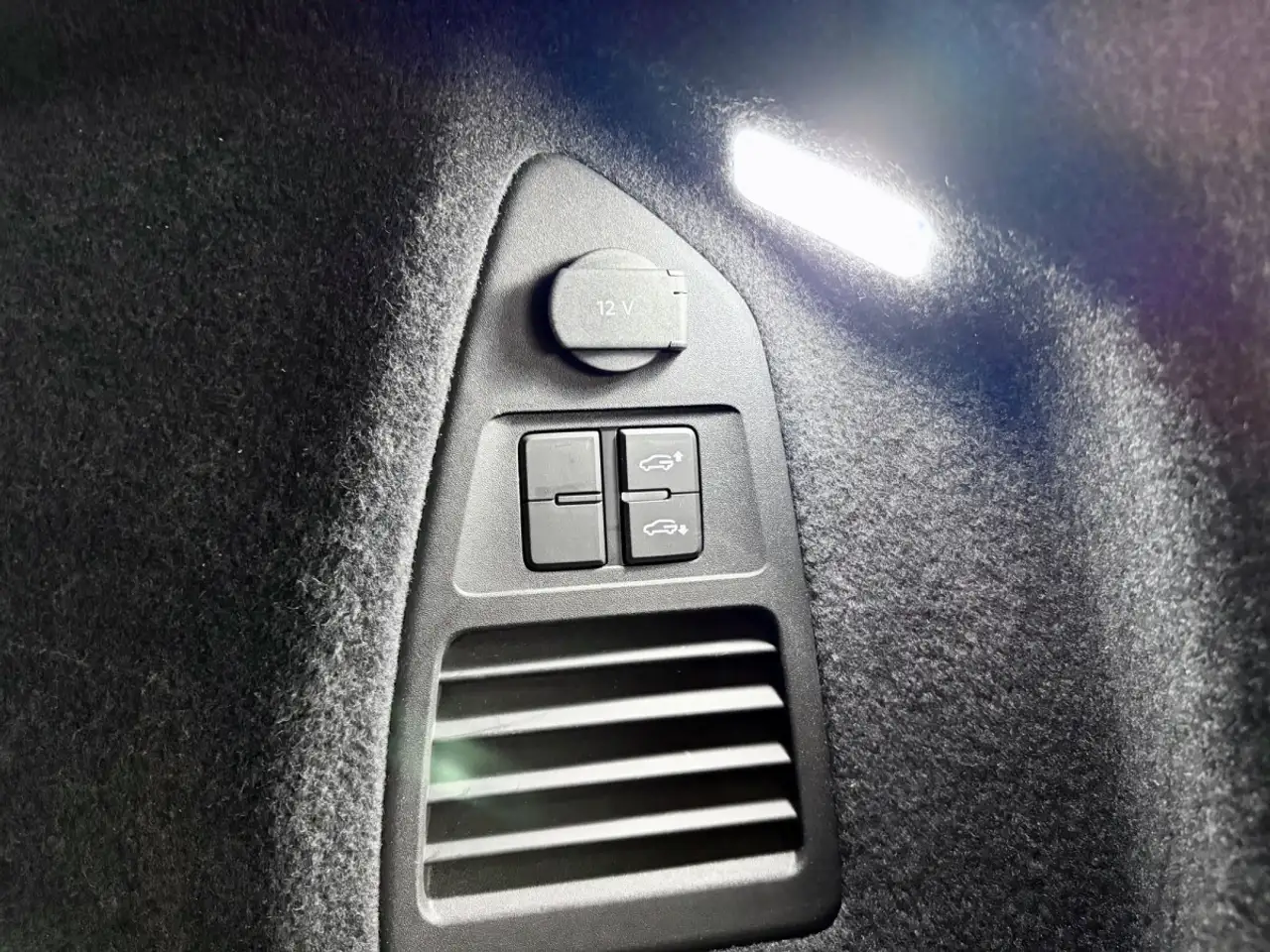 Volkswagen Touareg 3.0 TSi V6 PHEV 4MOTION Elegance 381 CV 20