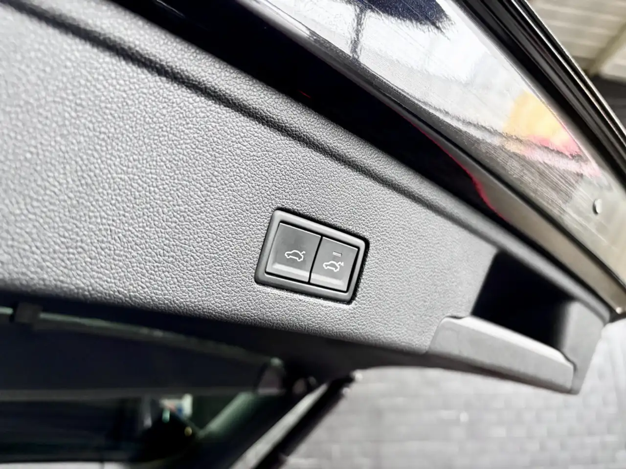 Volkswagen Touareg 3.0 TSi V6 PHEV 4MOTION Elegance 381 CV 21