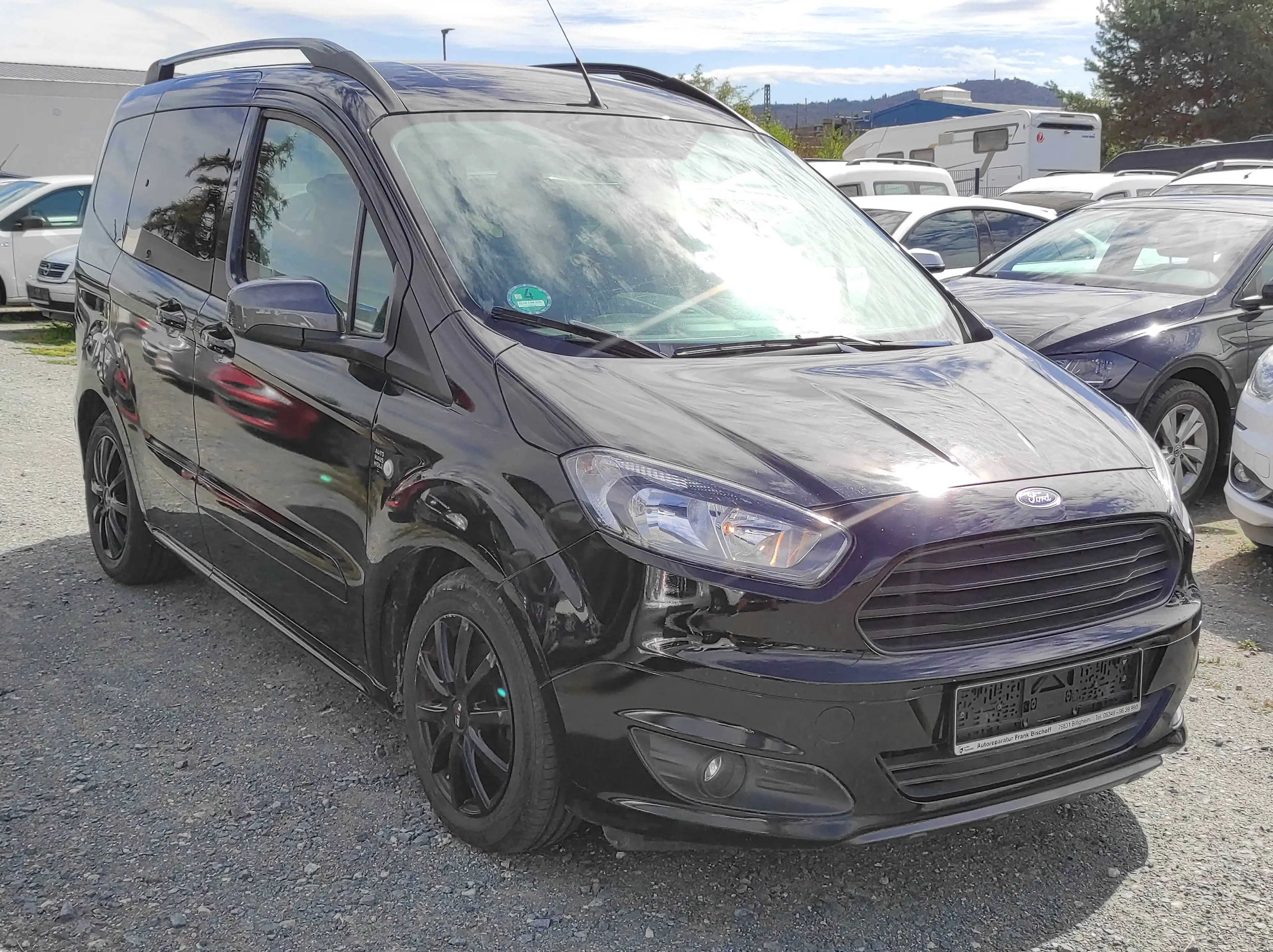 Ford Tourneo Courier 1.0 EURO-6 KLIMA USB RADIO SCHIEBETÜR ALU Sport — photo 4