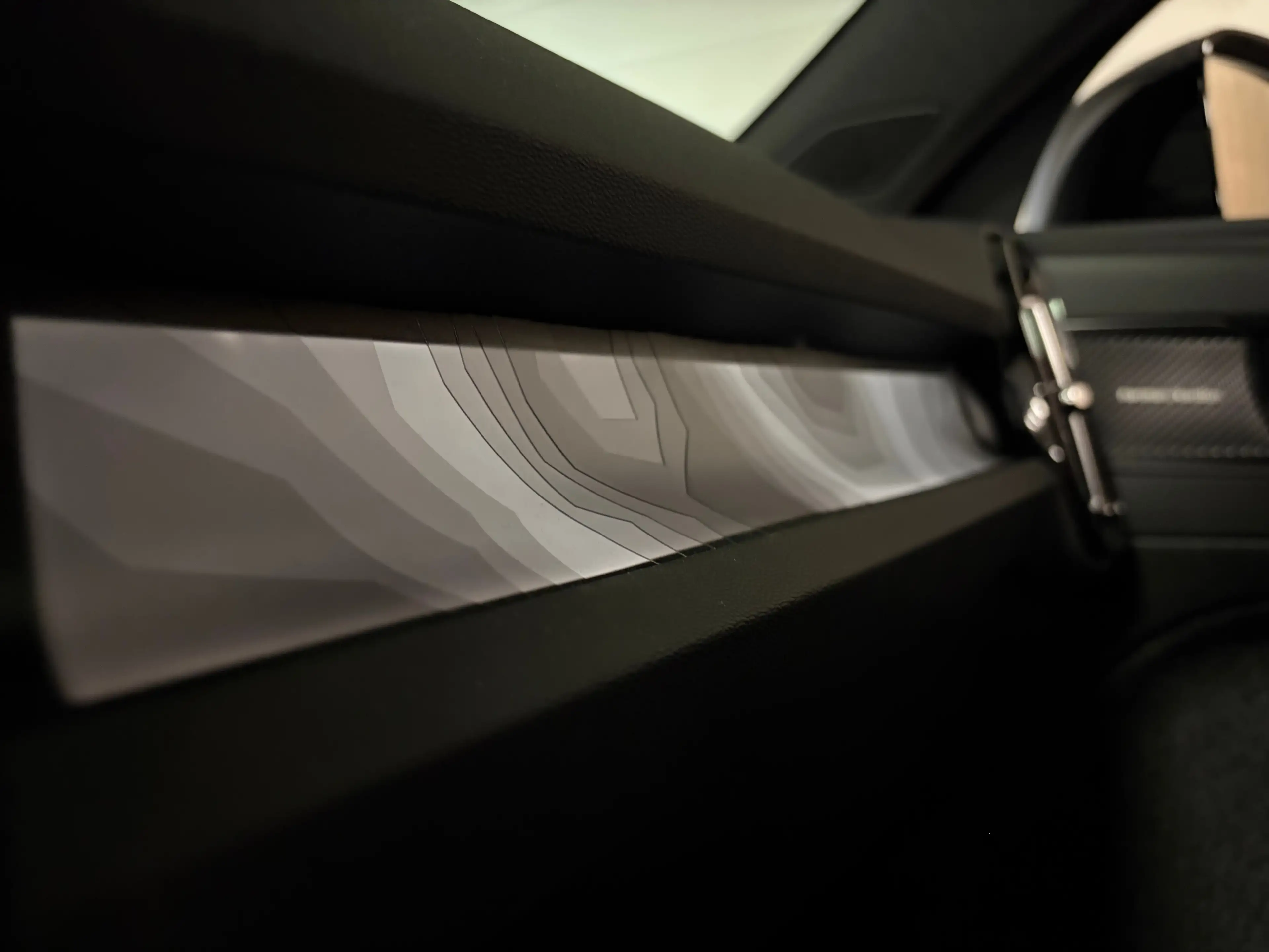 Volvo EX40 Single Motor Extended Range Ultra Black Ed. 82 kWh — photo 36