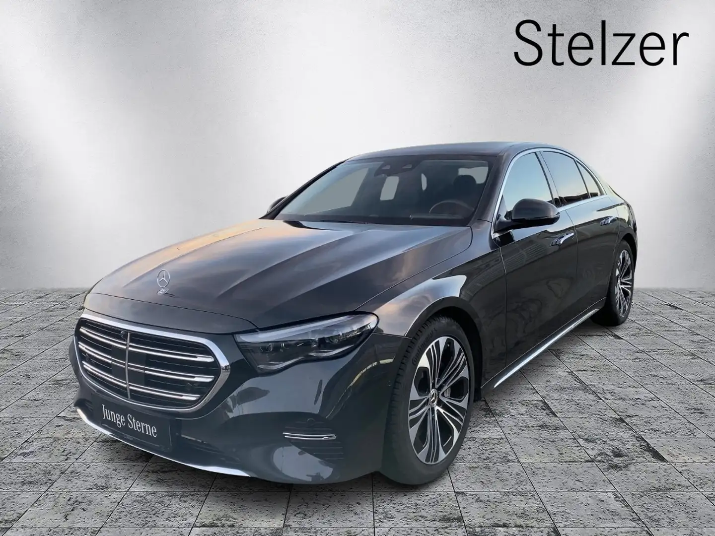 Mercedes-Benz E 220 d 4MATIC MBUX Superscreen, FAP Distr KeyGo Grau - 2