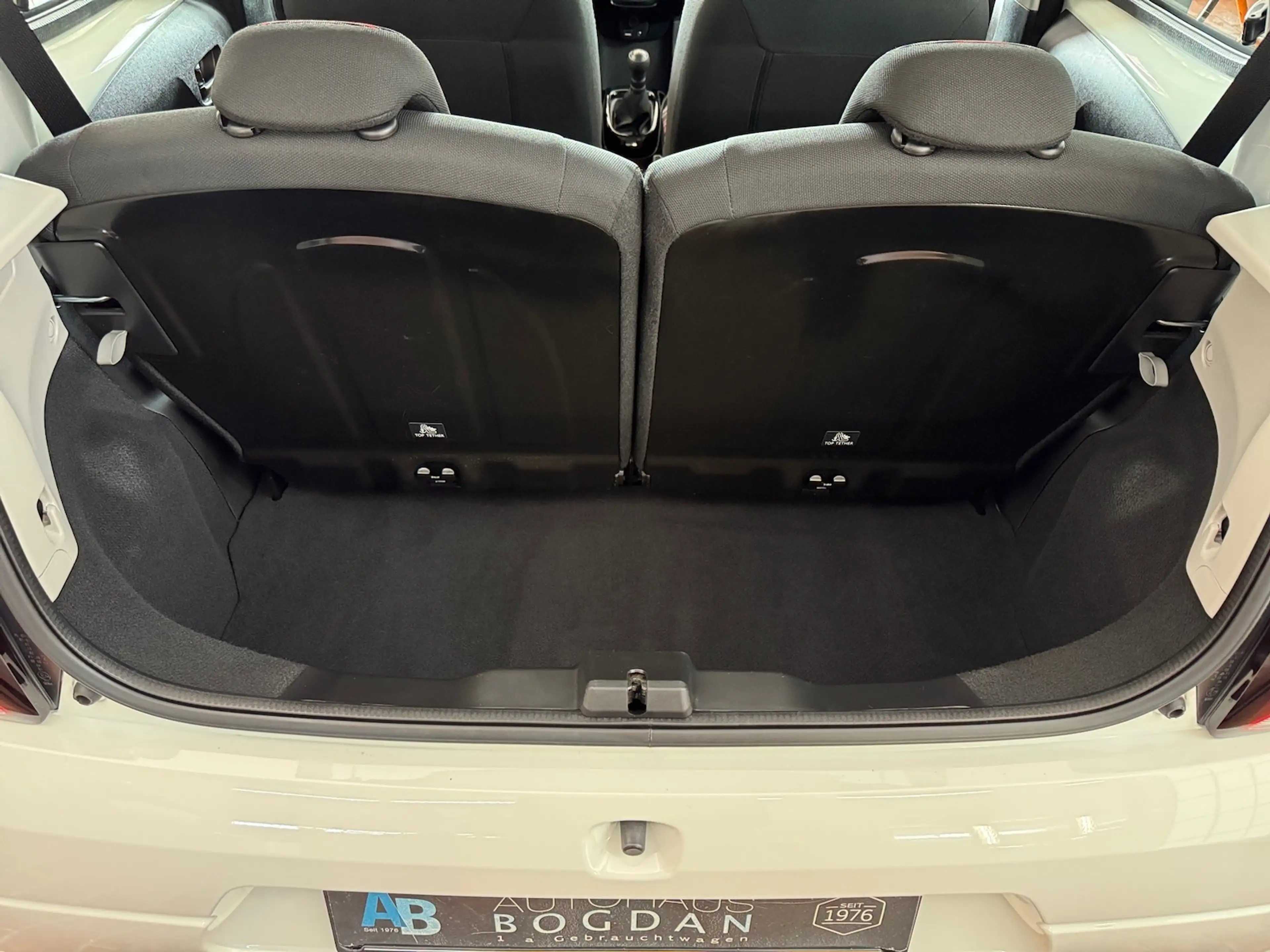 Citroen C1 Feel Kamera*SHZ*Navi v.App*DAB*Mirror Link — photo 11