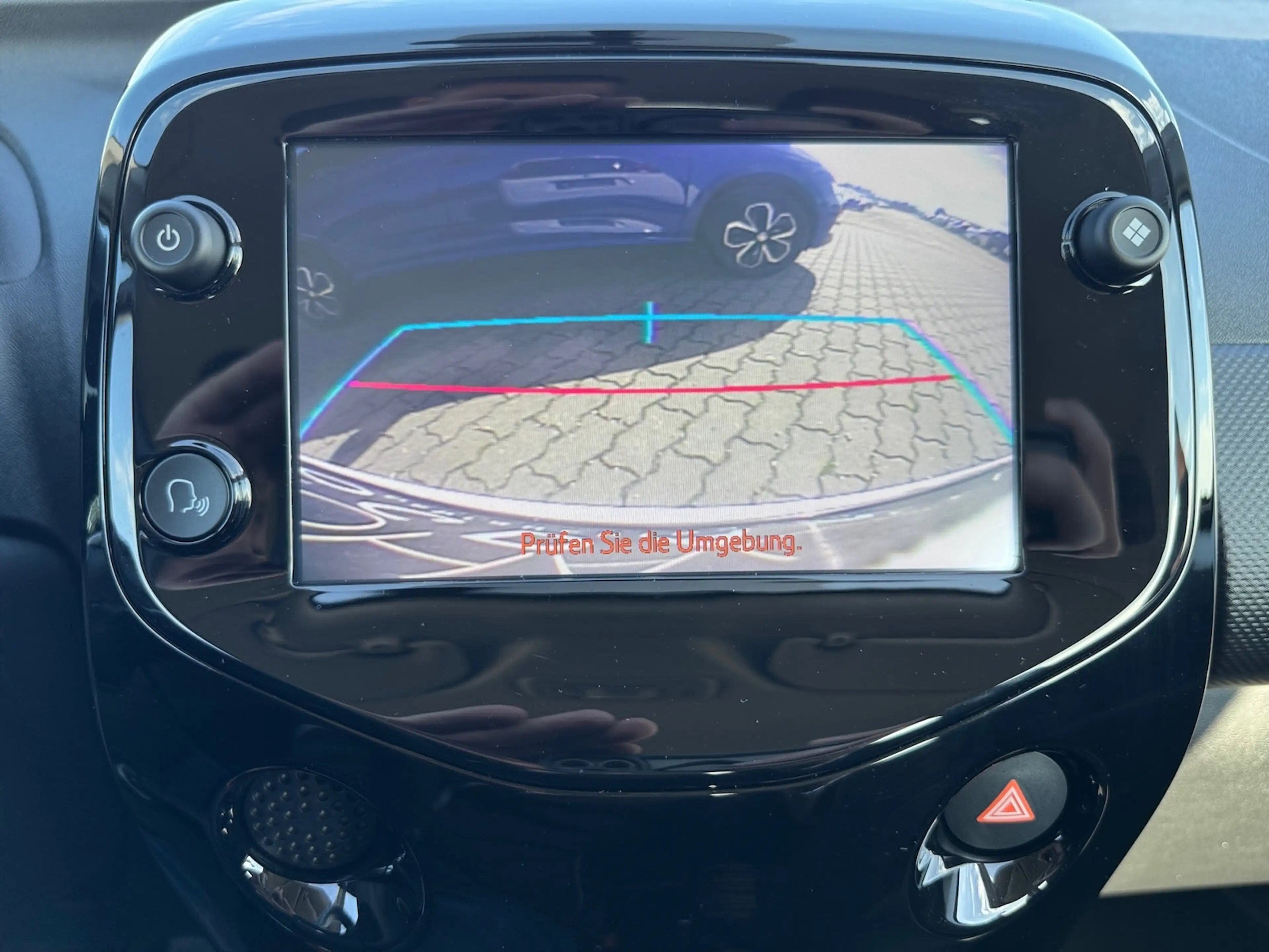 Citroen C1 Feel Kamera*SHZ*Navi v.App*DAB*Mirror Link — photo 9